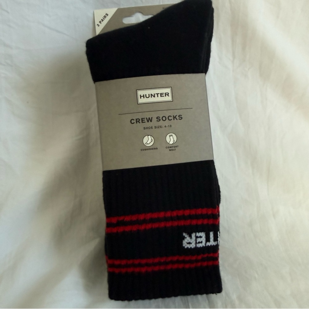 Hunter 3pk‎ Black Crew Socks with Red Accents Size 4-10